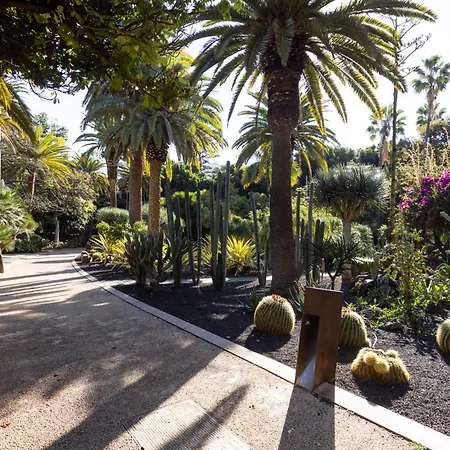 Home2book Stylish Sea Views Cruz