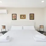 Home2book Stylish Sea Views Cruz *