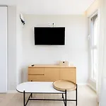 Апартаменты Home2book Stylish Sea Views Cruz