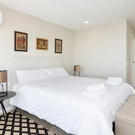 Home2book Stylish Sea Views Cruz Apartment