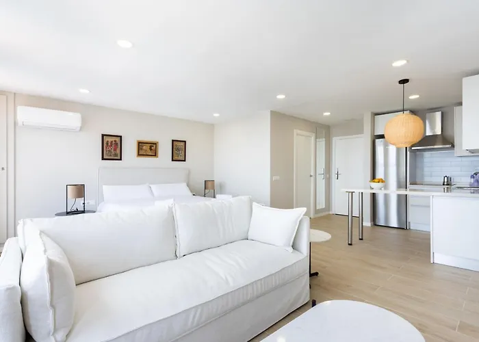 Home2book Stylish Sea Views Cruz