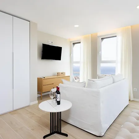 Home2book Stylish Sea Views Cruz