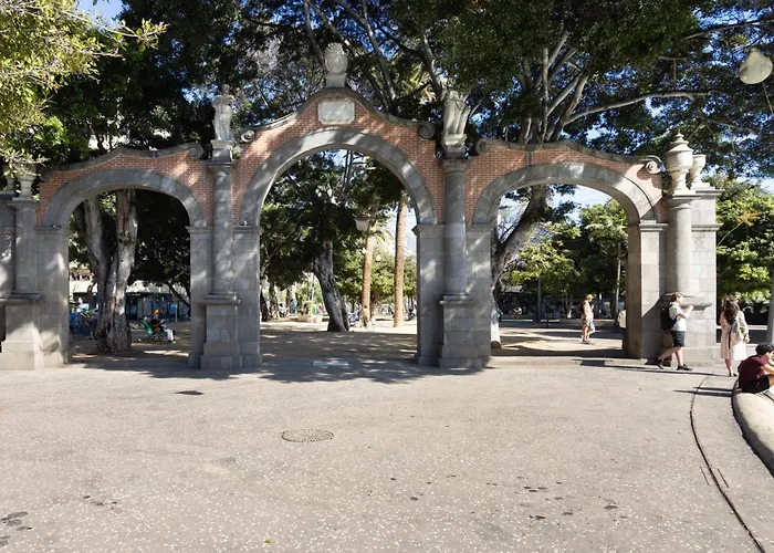 Home2book Stylish Sea Views Cruz Апартаменты *